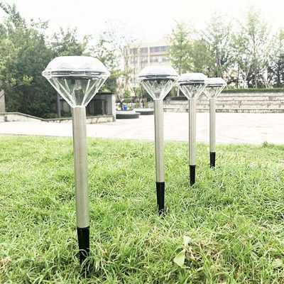पार्क डेकोरेटिव सोलर एलईडी गार्डन लाइट्स IP65 मेटल सोलर पाथवे लाइट्स 6lm